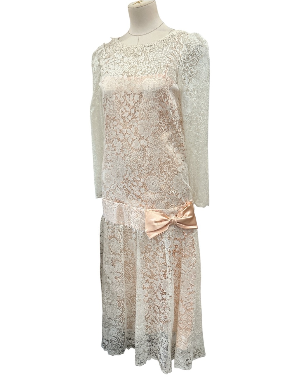 Vintage 80’s floral lace drop waist long sleeve midi dress cream size small